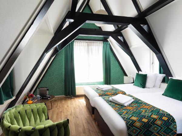 Hotel des Arts : photo 1 de la chambre chambre mansardée