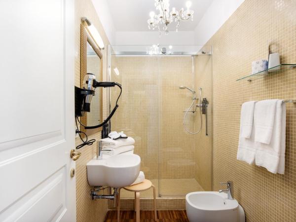 Hotel Palazzo Cavalieri : photo 8 de la chambre chambre double standard