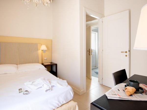 Hotel Palazzo Cavalieri : photo 2 de la chambre petite chambre double