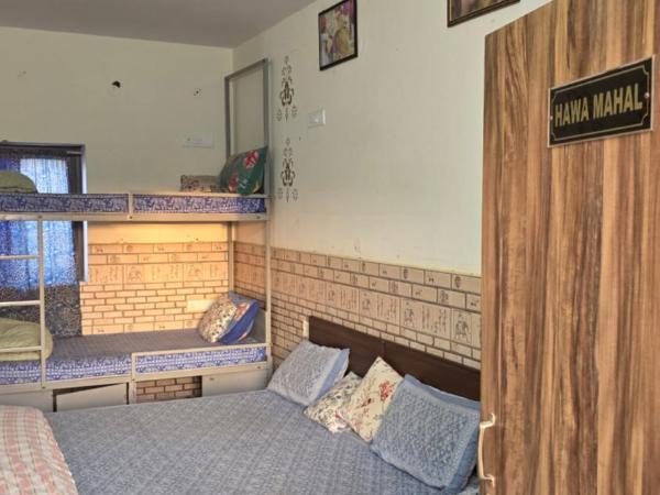 Jaipur View : photo 2 de la chambre chambre familiale avec balcon