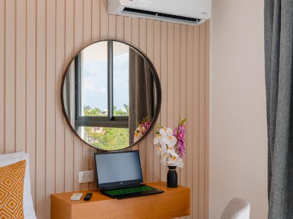 Coralia Boutique Hotel Cozumel : photo 5 de la chambre suite lit queen-size