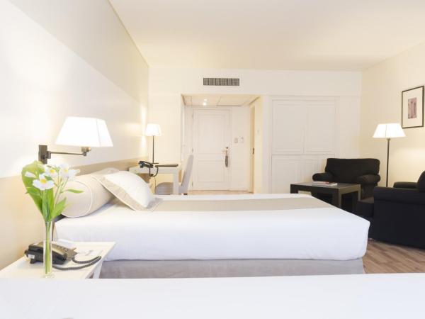 Loi Suites Recoleta Hotel : photo 7 de la chambre chambre lits jumeaux supérieure