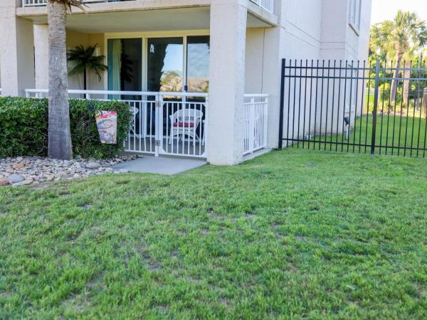 Waterway Villa! 1950sqft, End Unit, Ground Floor, Huge Pool! : photo 8 de la chambre villa 2 chambres :