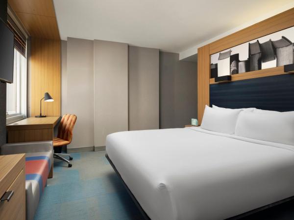 Aloft Chicago Downtown River North : photo 3 de la chambre chambre lit king-size traditionnelle