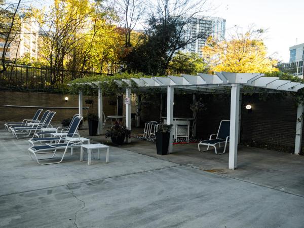 Perfect DTWN 2 Bed Condo with Cali King Bed and Gym : photo 9 de la chambre appartement 2 chambres