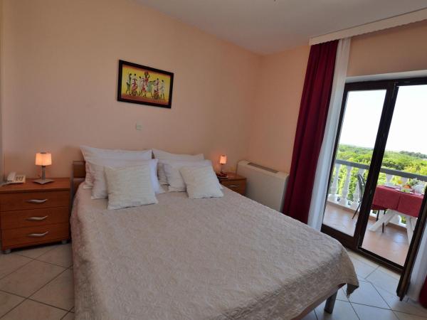 Rooms Aurora : photo 4 de la chambre chambre double avec balcon