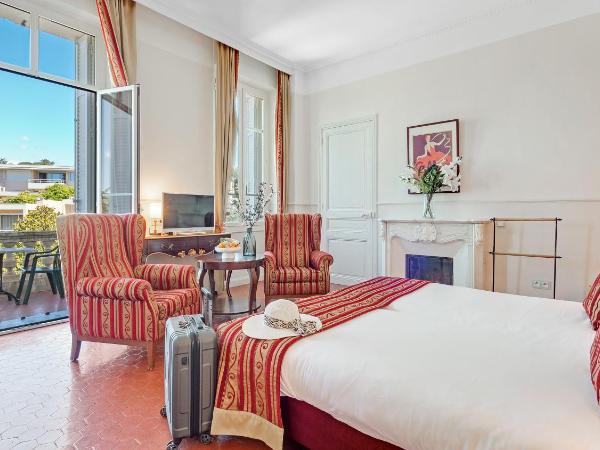 Hotel Les Tourelles : photo 1 de la chambre chambre lits jumeaux