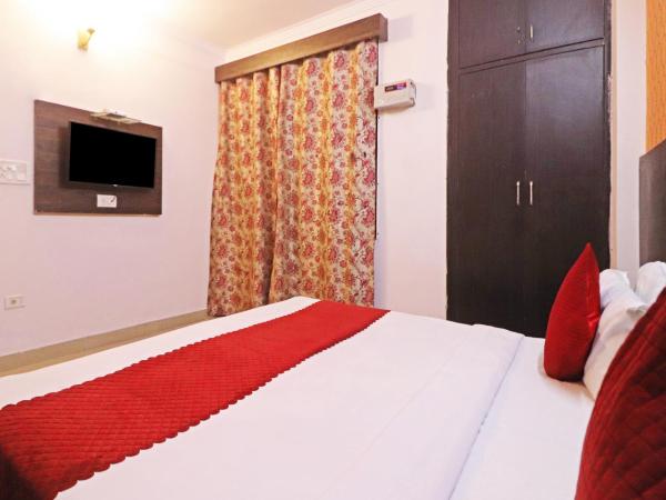Hotel Dashrath Puri Metro View : photo 2 de la chambre chambre double