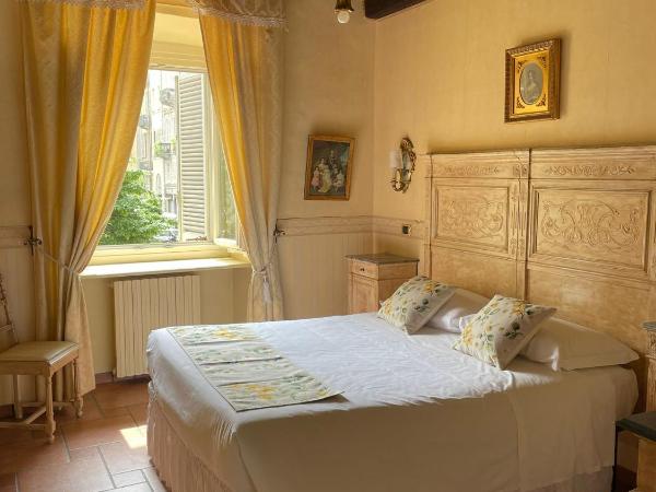 Ai Savoia B&B - Guest House : photo 8 de la chambre chambre double supérieure