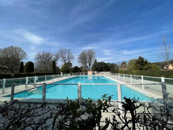Résidence de charme à Grasse : photo 8 de la chambre maison de vacances
