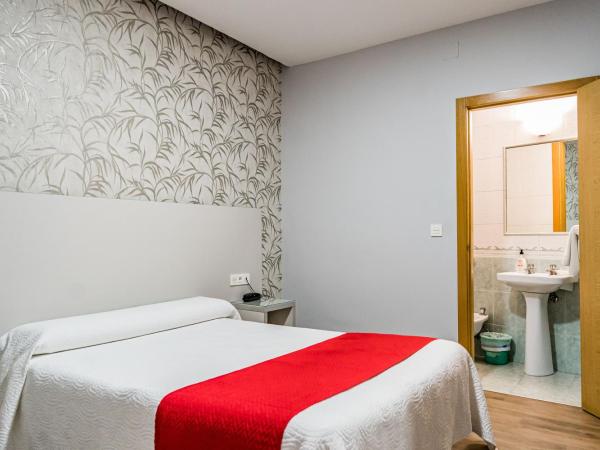 Hostal Sonia Granada : photo 6 de la chambre chambre double ou lits jumeaux