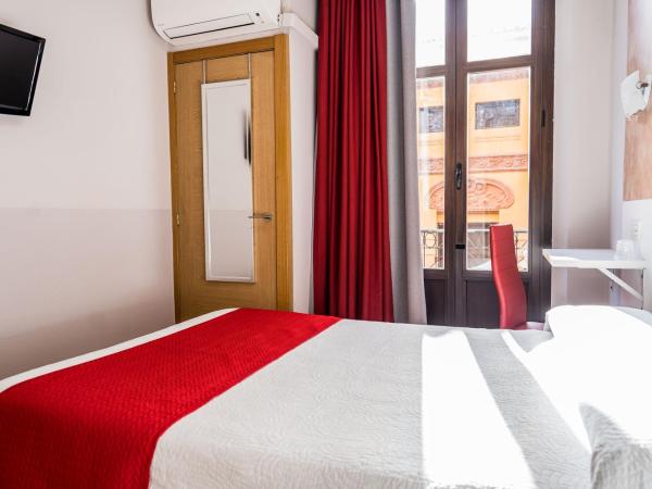 Hostal Sonia Granada : photo 4 de la chambre chambre double ou lits jumeaux