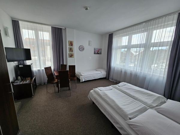 Dom Wczasowy Zefir : photo 3 de la chambre chambre lits jumeaux standard