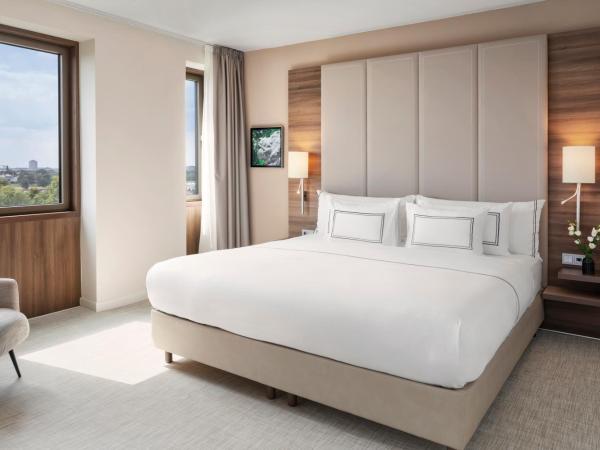 Meliá Düsseldorf : photo 1 de la chambre chambre the level avec accès au salon exécutif