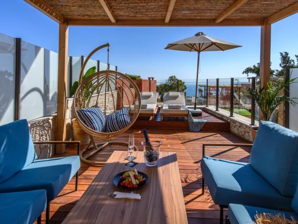 Esperides Resort Crete, The Authentic Experience : photo 9 de la chambre suite 1 chambre deluxe avec piscine privée - vue sur mer