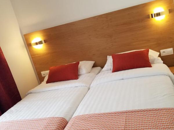 Dupleix Hotel : photo 1 de la chambre chambre lits jumeaux