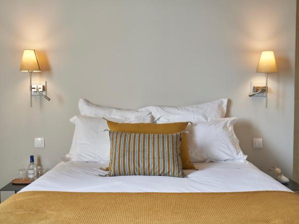 Château Bonalgue - Pomerol : photo 2 de la chambre chambre double avec balcon