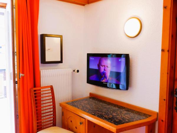 Hotel Christiania Saas-Fee : photo 2 de la chambre chambre simple orientée sud avec balcon