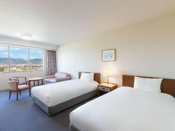 Mercure Nagano Matsushiro Resort & Spa : photo 1 de la chambre classic twin room - mountain view