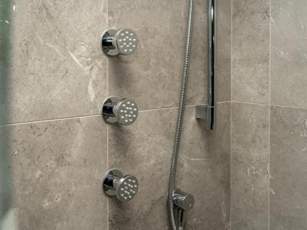 Hotel BLU : photo 10 de la chambre suite lit king-size exécutive