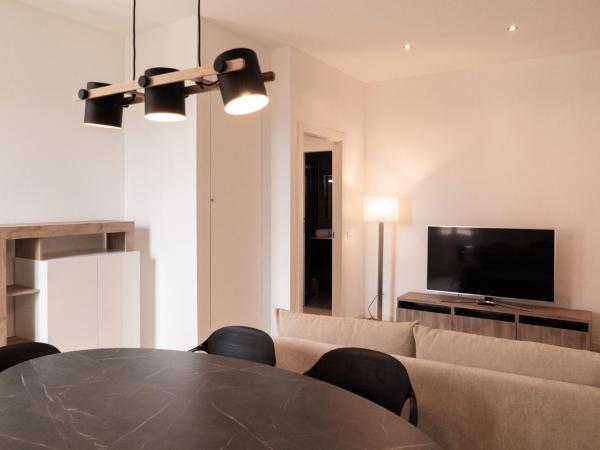 Palazzo delle Guglie - Residenze : photo 9 de la chambre appartement 2 chambres deluxe avec balcon