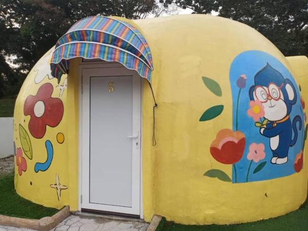 MAMEE DOME & MONKEY MIER Lot 2028 , 2029 : photo 5 de la chambre chambre lit king-size standard