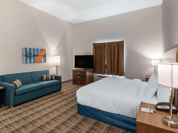 MainStay Suites Denver International Airport : photo 3 de la chambre suite lit king-size – non-fumeurs