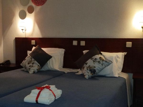 Hotel Alnacir : photo 5 de la chambre chambre lits jumeaux