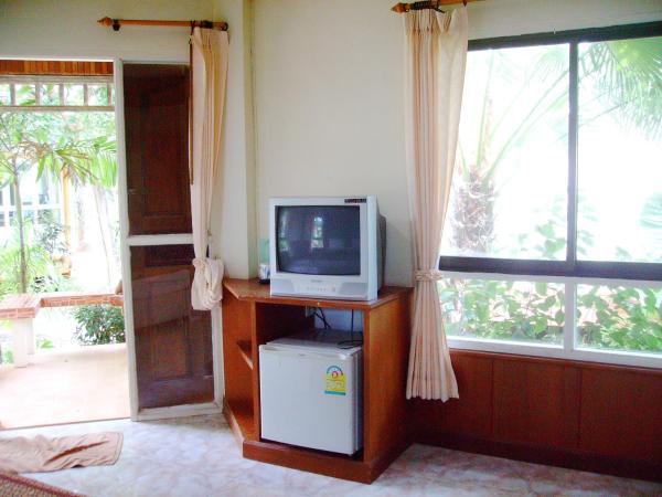 Lanta Palm Beach Resort , Beach Bungalow - Koh Lanta : photo 3 de la chambre chambre double supérieure