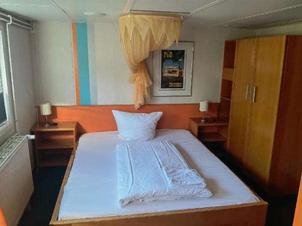 Shipotel-Berlin GmbH, Shipotel Eastern & Shipotel Western : photo 5 de la chambre double cabin 1st class - shipotel eastern