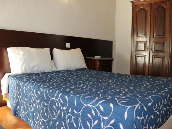 Residencia Vale Formoso : photo 2 de la chambre chambre quadruple