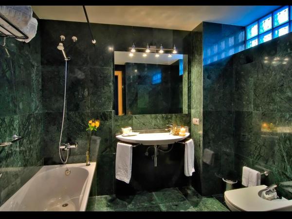 Hotel Conde de Cárdenas : photo 5 de la chambre chambre double