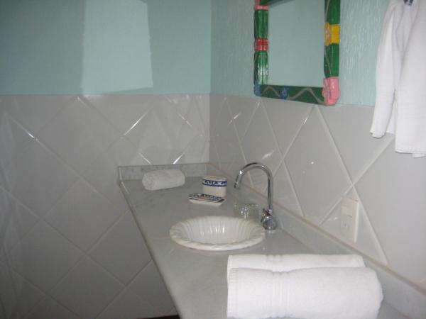 Guest House Green Garden : photo 2 de la chambre chambre quadruple avec balcon