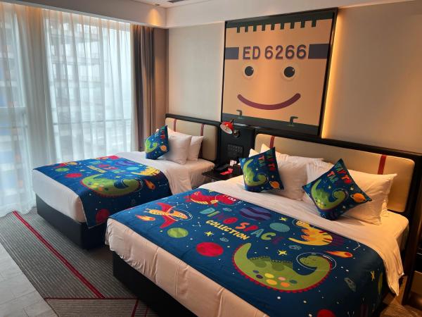 Radisson Red Guangzhou South Railway Station-Canton Fair free shuttle bus & designated license points & Free VPN network : photo 4 de la chambre chambre familiale