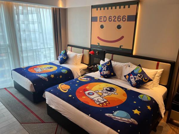 Radisson Red Guangzhou South Railway Station-Canton Fair free shuttle bus & designated license points & Free VPN network : photo 6 de la chambre chambre familiale