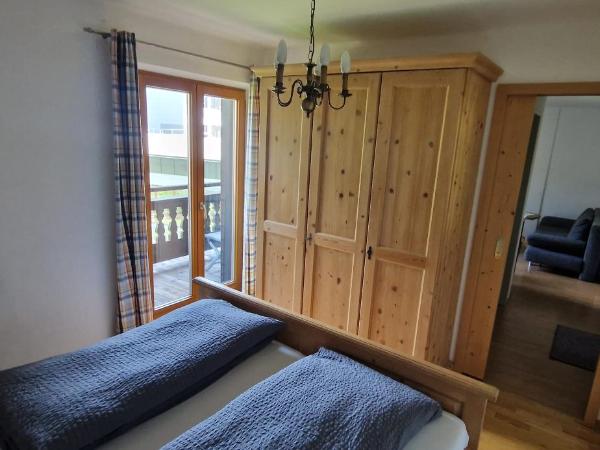Pension Haus Christl : photo 9 de la chambre appartement avec balcon
