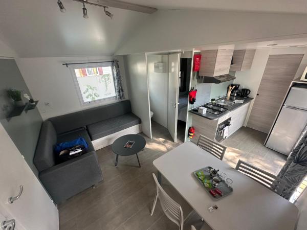 camping 4 Etoiles A ST JEANS-DE-MONTS Mobil home 4à6 pers : photo 7 de la chambre mobile home