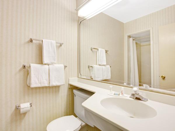 Travelodge by Wyndham Seattle By The Space Needle : photo 6 de la chambre chambre lit king-size - non-fumeurs