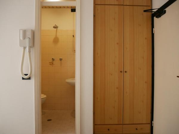 Hotel Ardesia : photo 2 de la chambre chambre double ou lits jumeaux Économique