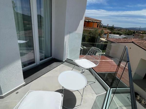 Chic & Charme Luxury Rooms : photo 10 de la chambre chambre double ou lits jumeaux deluxe avec balcon