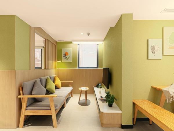 Urbanwood Ap Lei Chau : photo 2 de la chambre suite 2 chambres