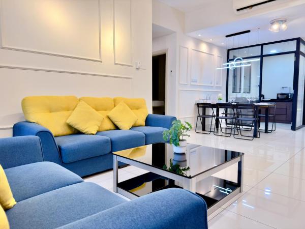 MidValley Southkey Mosaic 6-9pax Netflix-SmartTV70inch : photo 6 de la chambre appartement 2 chambres