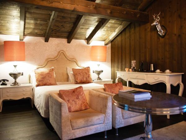 Hotel Le Castel : photo 5 de la chambre chambre double ou lits jumeaux supérieure - vue sur mont-blanc