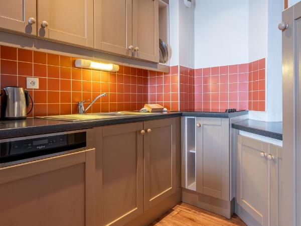 Résidence Pierre & Vacances Le Tikal : photo 4 de la chambre appartement 2 chambres (8 personnes)