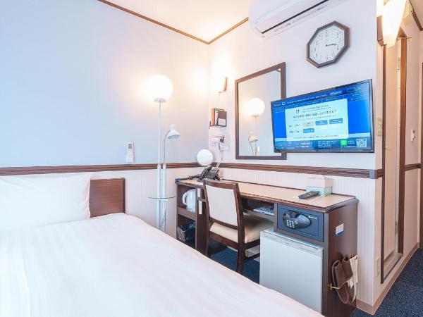 Toyoko Inn Shin-Osaka-eki Higashi-guchi : photo 2 de la chambre chambre double pour occupation simple - fumeurs