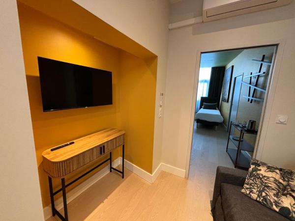 Hôtel Le Blason : photo 10 de la chambre suite junior