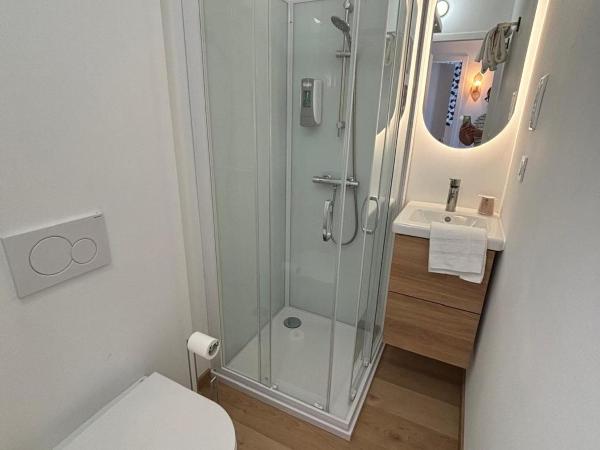 Hôtel Le Blason : photo 3 de la chambre suite