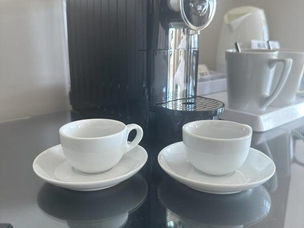 Legends Hotel : photo 7 de la chambre chambre lit king-size supérieure - vue sur mer