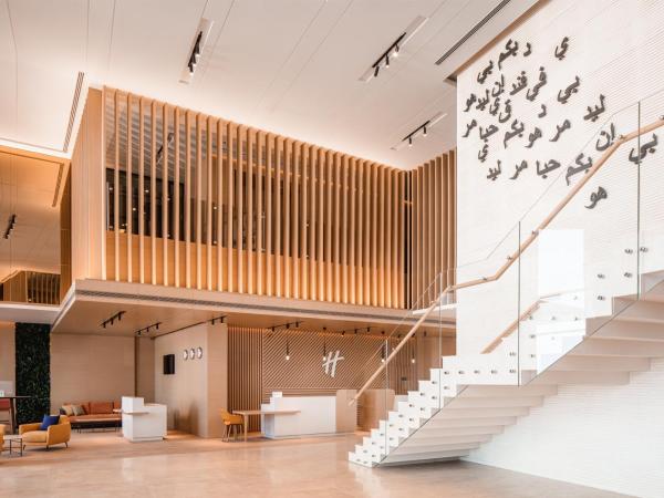 Holiday Inn & Suites - Dubai Science Park, an IHG Hotel : photo 1 de la chambre chambre lits jumeaux standard