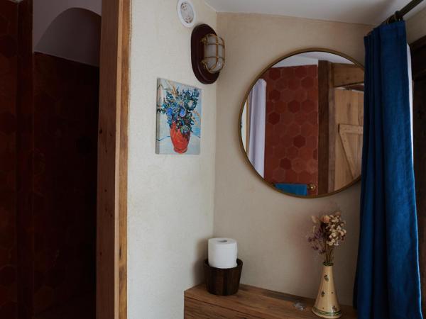 Un Mas en Ville : photo 2 de la chambre chambre double